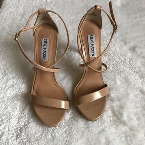 Steve Madden beige heels
